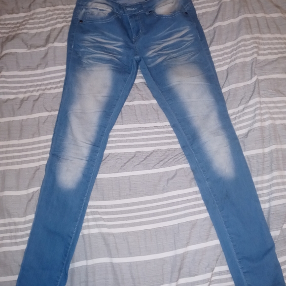 VIP Jeans - Picture 1 of 4